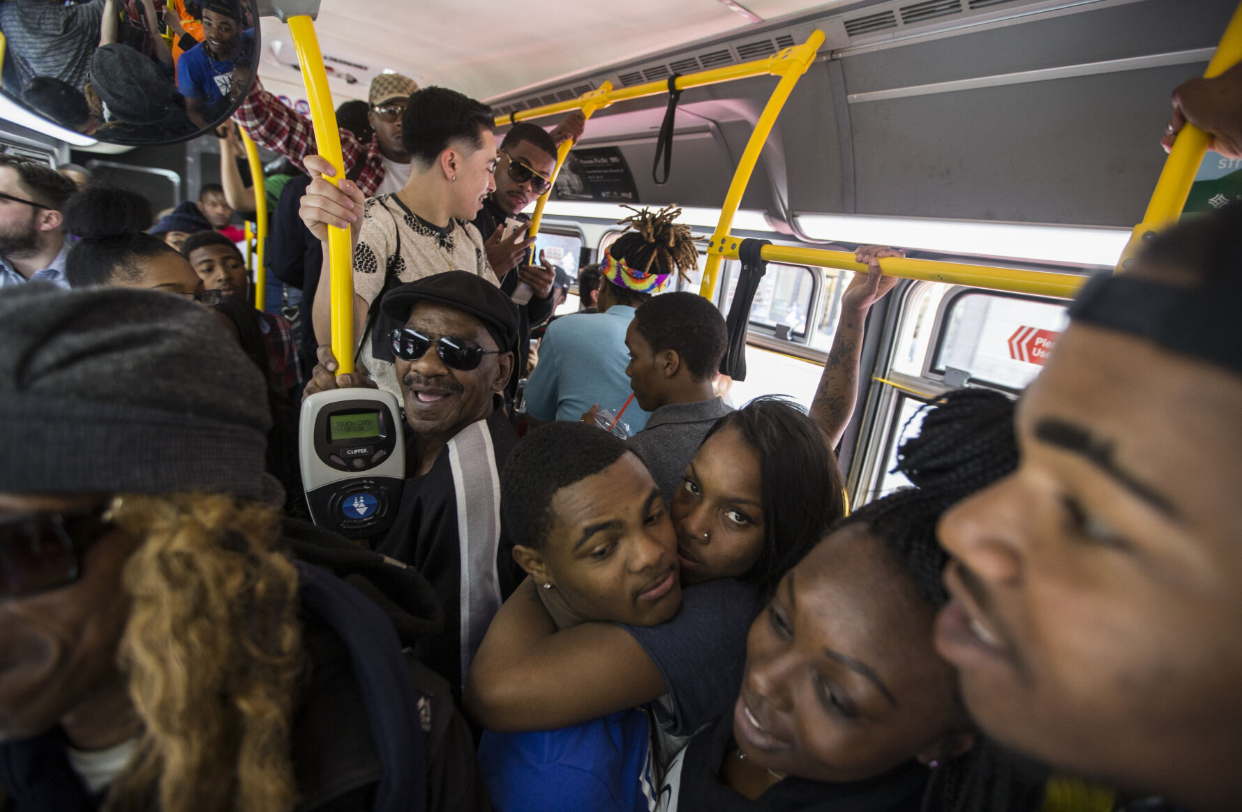 4/20 revelers smoke out Golden Gate Park